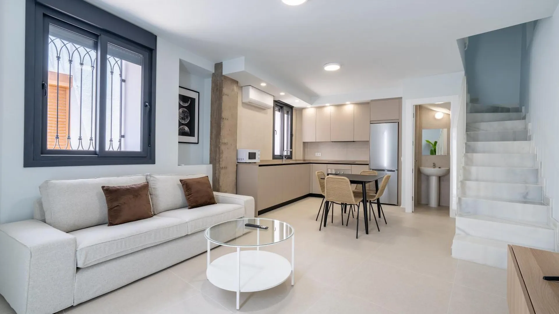 Moott Homes Suites Arco Duplex 10 Almería